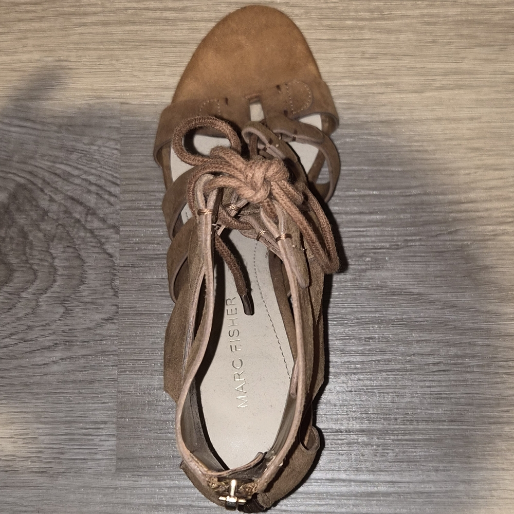 Women's Tan Strappy Heeled Sandals - Picture 4 of 7